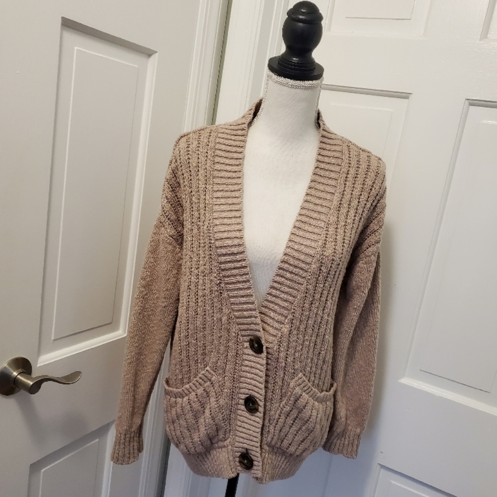 SO Cozy Knit Cardigan Sweater size Medium, Casual